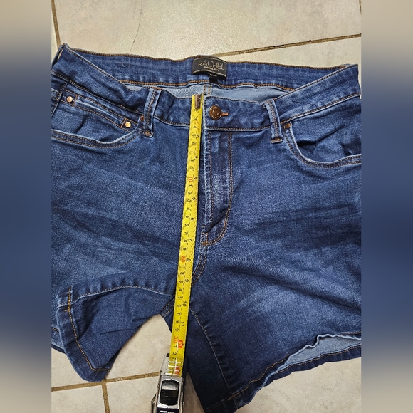 Rachel by Rachel Roy Jean denim shorts 12 / 31 - Picture 3 of 5